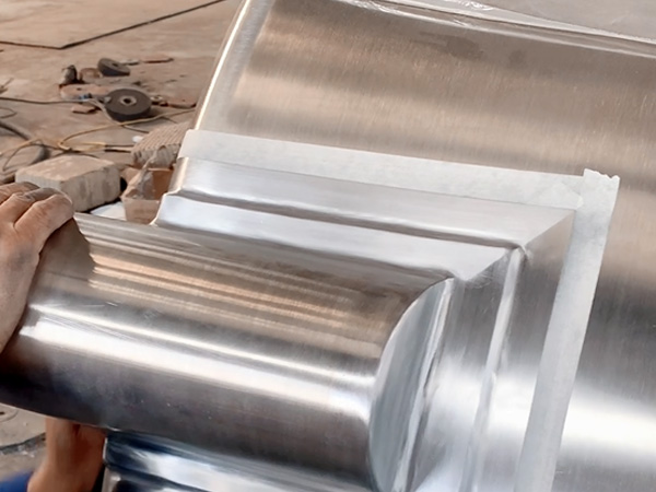 細節(jié)打磨處理